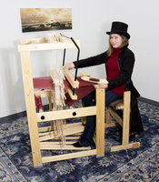 Image Julia Floor Loom